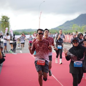 Race photo from KEDIRI HALF MARATHON 2026
