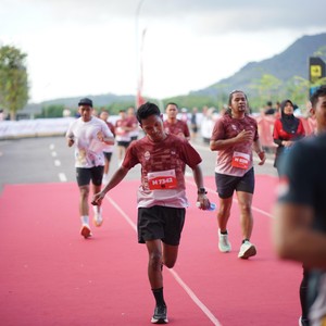 Race photo from KEDIRI HALF MARATHON 2026
