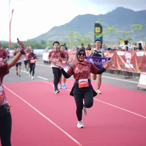 Race photo from KEDIRI HALF MARATHON 2026