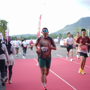 Race photo from KEDIRI HALF MARATHON 2026