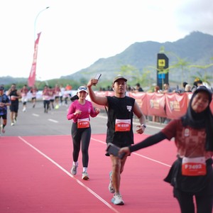 Race photo from KEDIRI HALF MARATHON 2026