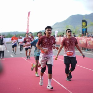 Race photo from KEDIRI HALF MARATHON 2026