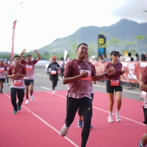 Race photo from KEDIRI HALF MARATHON 2026