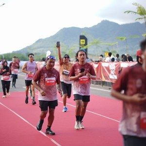 Race photo from KEDIRI HALF MARATHON 2026