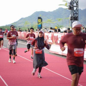 Race photo from KEDIRI HALF MARATHON 2026
