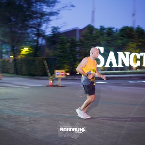 Race photo from BOGORUN 2026