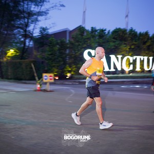 Race photo from BOGORUN 2026