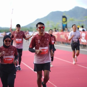 Race photo from KEDIRI HALF MARATHON 2026