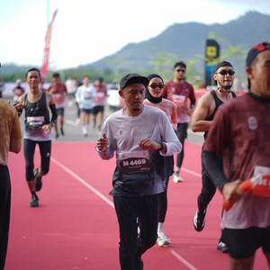 Race photo from KEDIRI HALF MARATHON 2026