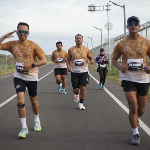 Race photo from KEDIRI HALF MARATHON 2026