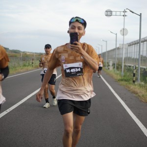 Race photo from KEDIRI HALF MARATHON 2026