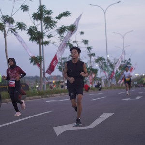 Race photo from KEDIRI HALF MARATHON 2026