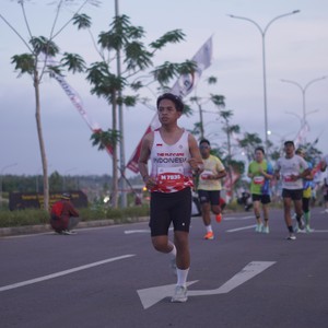 Race photo from KEDIRI HALF MARATHON 2026
