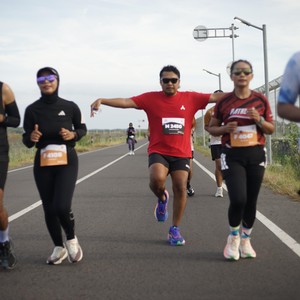 Race photo from KEDIRI HALF MARATHON 2026