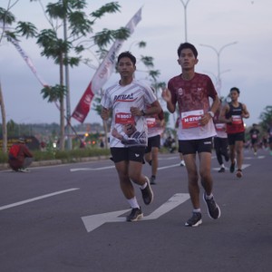 Race photo from KEDIRI HALF MARATHON 2026