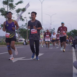 Race photo from KEDIRI HALF MARATHON 2026