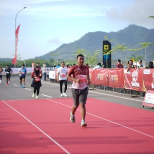 Race photo from KEDIRI HALF MARATHON 2026