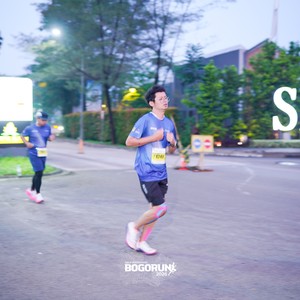 Race photo from BOGORUN 2026