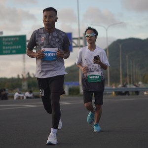 Race photo from KEDIRI HALF MARATHON 2026