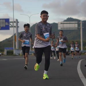 Race photo from KEDIRI HALF MARATHON 2026