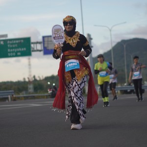 Race photo from KEDIRI HALF MARATHON 2026