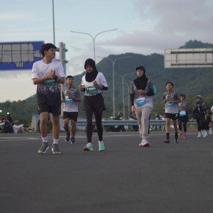 Race photo from KEDIRI HALF MARATHON 2026