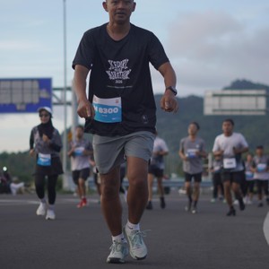 Race photo from KEDIRI HALF MARATHON 2026