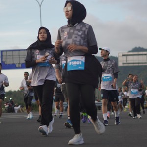 Race photo from KEDIRI HALF MARATHON 2026