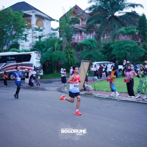 Race photo from BOGORUN 2026