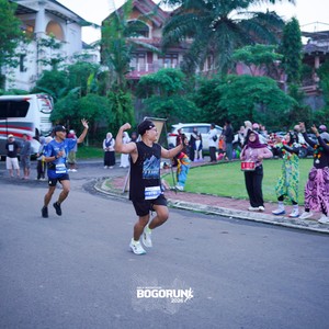 Race photo from BOGORUN 2026