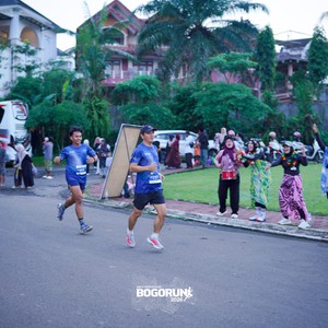 Race photo from BOGORUN 2026