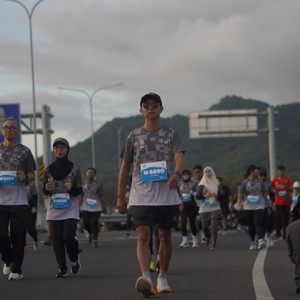 Race photo from KEDIRI HALF MARATHON 2026