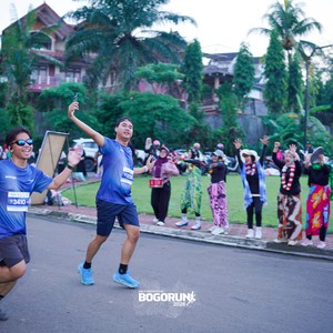 Race photo from BOGORUN 2026