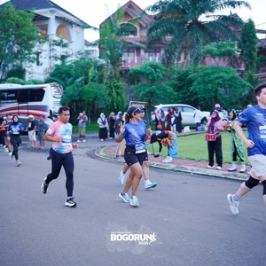 Race photo from BOGORUN 2026