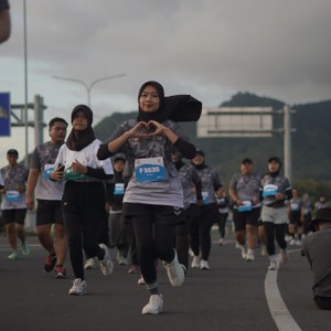 Race photo from KEDIRI HALF MARATHON 2026