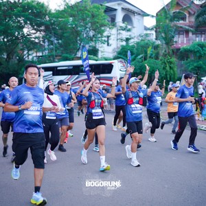 Race photo from BOGORUN 2026