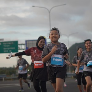 Race photo from KEDIRI HALF MARATHON 2026