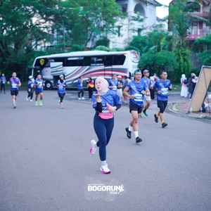 Race photo from BOGORUN 2026