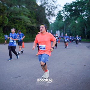 Race photo from BOGORUN 2026