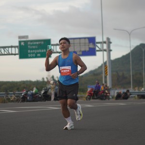 Race photo from KEDIRI HALF MARATHON 2026