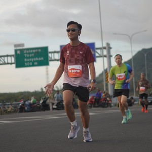 Race photo from KEDIRI HALF MARATHON 2026