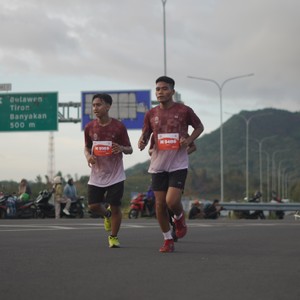 Race photo from KEDIRI HALF MARATHON 2026