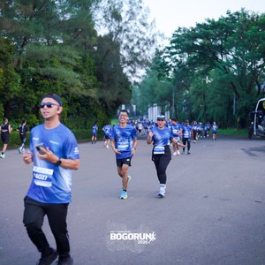 Race photo from BOGORUN 2026