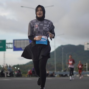 Race photo from KEDIRI HALF MARATHON 2026