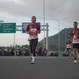 Race photo from KEDIRI HALF MARATHON 2026