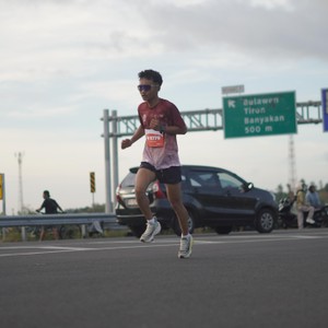 Race photo from KEDIRI HALF MARATHON 2026