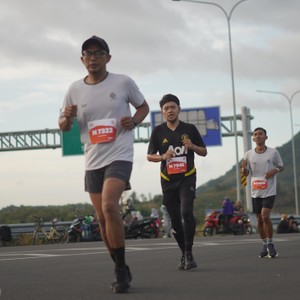 Race photo from KEDIRI HALF MARATHON 2026