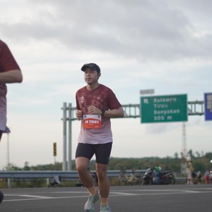 Race photo from KEDIRI HALF MARATHON 2026