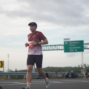 Race photo from KEDIRI HALF MARATHON 2026