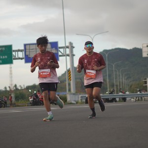 Race photo from KEDIRI HALF MARATHON 2026